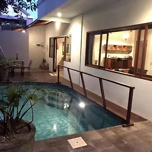 Shishi Bali Seminyak (Bali)